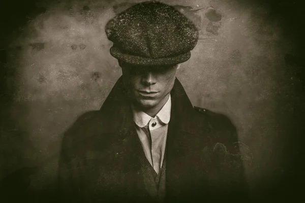 Englischer Gangster mit Mütze — Stockfoto
