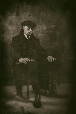 Retro 1920'lerde İngiliz gangster 