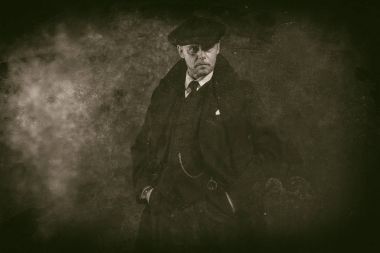 Retro 1920'lerde İngiliz gangster 