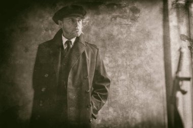 Retro 1920'lerde İngiliz gangster 