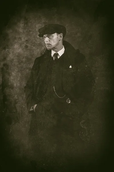 Retro gangster inglese degli anni '20 — Foto Stock