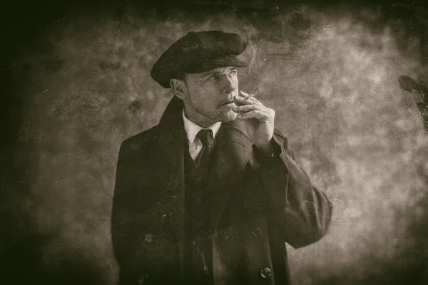 Englischer Gangster im Retro-Look der 1920er — Stockfoto