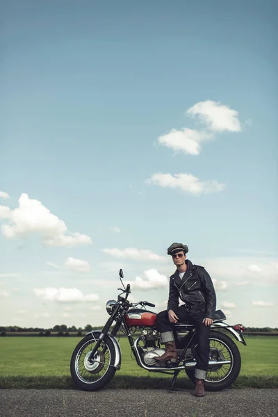 Motosikletçi molası — Stok fotoğraf