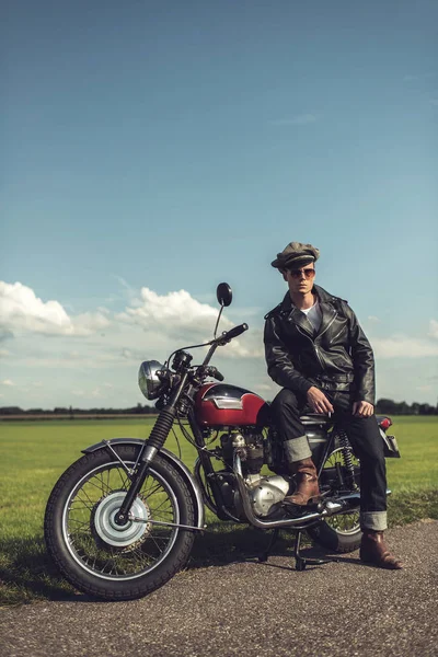 Motosikletçi molası — Stok fotoğraf