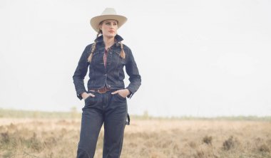 Sahada Vintage cowgirl.