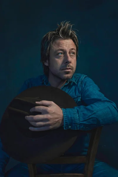 Man Denim Shirt Cowboy Hand Chair — Stock Photo, Image