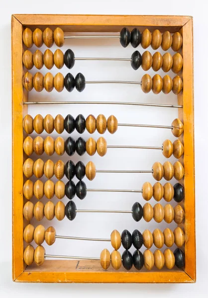 Antika ahşap abacus abacus üzerinde beyaz izole — Stok fotoğraf