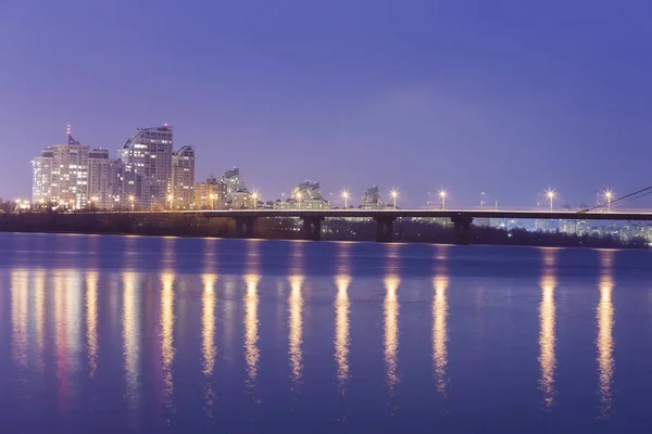 Ciudad Kiev Skyline Por Noche — Foto de Stock