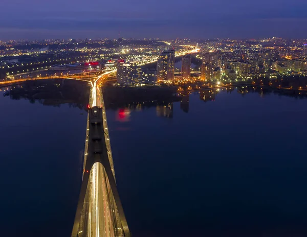 Ukrayna Nın Kyiv Şehrinin Gece Hava Manzarası — Stok fotoğraf