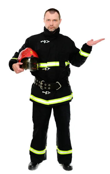 Foto Vertical Isolar Capacete Vermelho Nas Mãos Bombeiro Uniforme Está — Fotografia de Stock