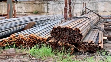 Dışarıdaki Black Metal deposunun videosu.