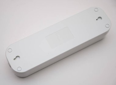 Yeni bir elektrik prizi için yedek parçaların fotoğrafı