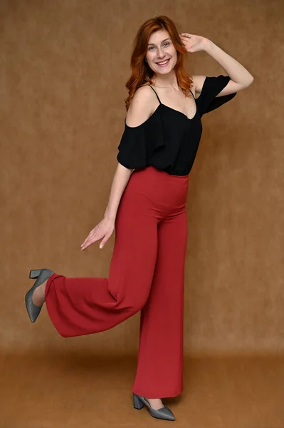 Universal Concept Model Posing Long Beautiful Red Hair Photo Full — Stock Photo, Image
