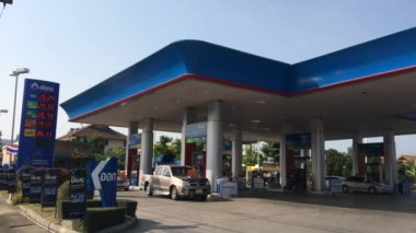  Bas-konuþ Petrol istasyonu. Yol no.1101 konumunda 