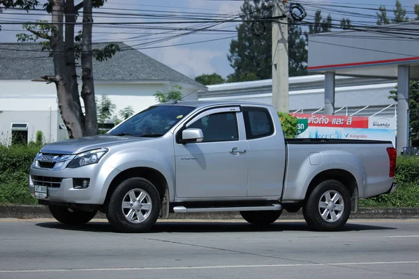 Camion de ramassage privé, Isuzu D-max, dmax . — Photo