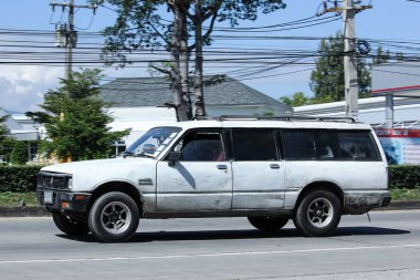 Özel Isuzu eski kamyonet minibüs araba. Isuzu Kb Van. 