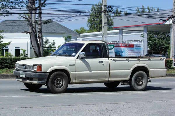 Privé pick-up Truck, oude Mazda. — Stockfoto