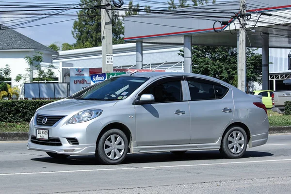 Coche ecológico privado, Nissan Almera — Foto de Stock