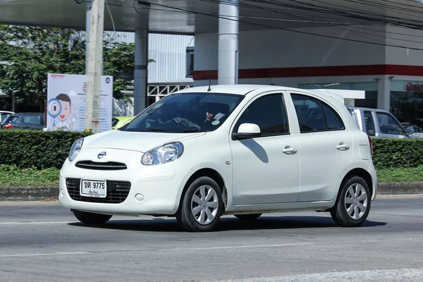 Coche ecológico privado, Nissan Marzo . —  Fotos de Stock