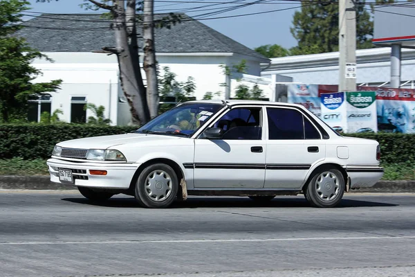 Coche viejo privado, Toyota Corolla — Foto de Stock