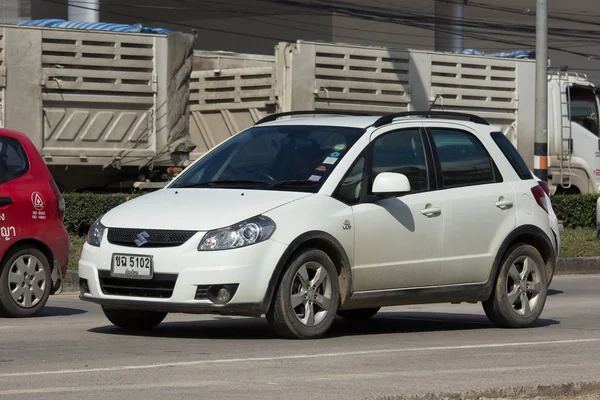 Auto privata SUV, SUZUKI SX4 — Foto Stock