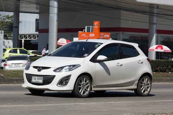 Coche privado, Mazda 2 . — Foto de Stock