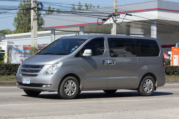 Furgoneta de lujo privada de Hyundai Corea. Hyundai H1 . — Foto de Stock