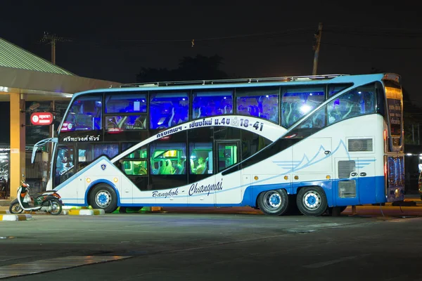 Srithawong tour company bus route bangkok und chiangmai — Stockfoto