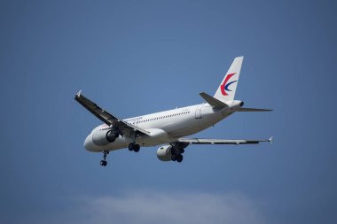 B-6002 Airbus A320-200 Çin Doğu havayolu şirketi 
