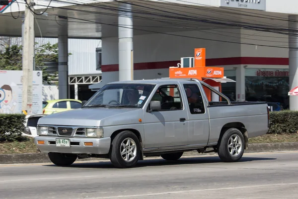 Pickup soukromé auto, Nissan velké M. — Stock fotografie