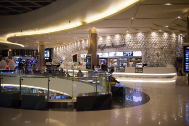  İç Maya alışveriş merkezi. 