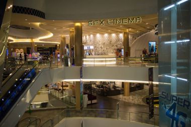  İç Maya alışveriş merkezi. 