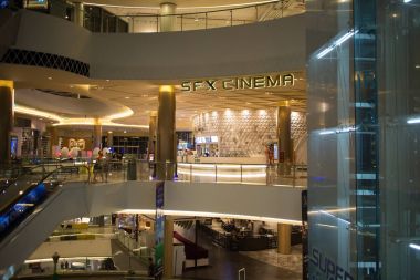  İç Maya alışveriş merkezi. 