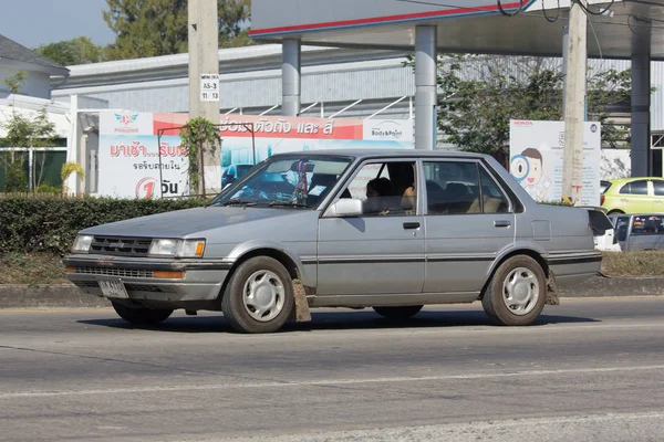 Soukromé staré auto, Toyota Corolla. — Stock fotografie