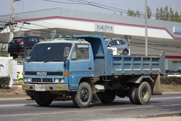 Özel Isuzu damperli kamyon. 