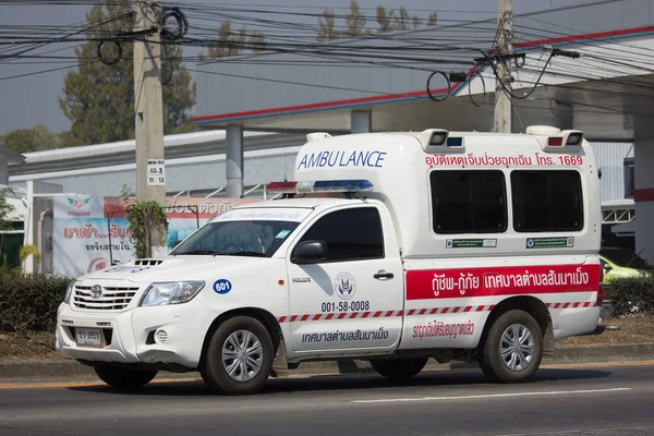 Ambulance pick-up of Sannameng Subdistrict Administrative Organiz — Photo