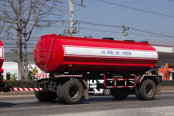 Camión de aceite de palma de SaNga Transporte . —  Fotos de Stock