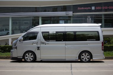 Özel Toyota banliyö van.