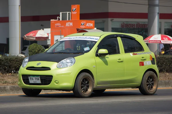 Coche ecológico privado Nissan Marzo . — Foto de Stock