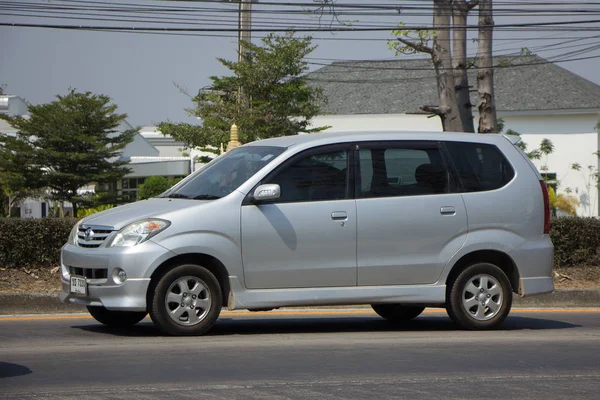 Carro privado toyota avanza . — Fotografia de Stock