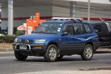  Özel Suv otomobil, Toyota Rav4. 