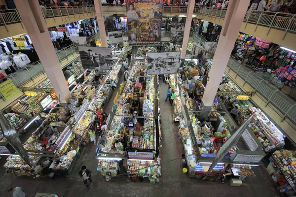 Warorot Market eller Kad Luang. — Stockfoto