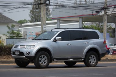 Özel Mitsubishi Pajero Suv araba.
