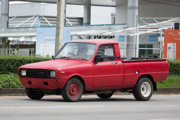 Prywatny samochód, Mazda Family mini odebrać samochód. — Zdjęcie stockowe