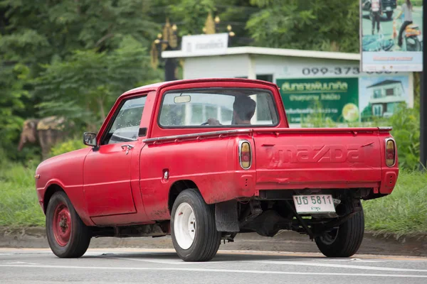 Ιδιωτικό αυτοκίνητο, Mazda οικογένεια mini Pick up φορτηγό. — Φωτογραφία Αρχείου