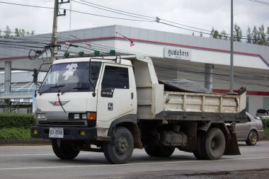 Özel Hino damperli kamyon. 