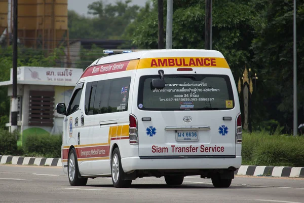 Ambulans van Bangkok Hastanesi. — Stok fotoğraf