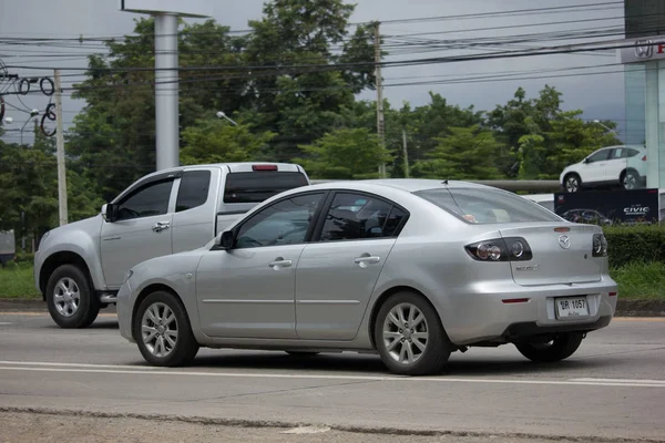 Частный городской автомобиль, Mazda 3 — стоковое фото