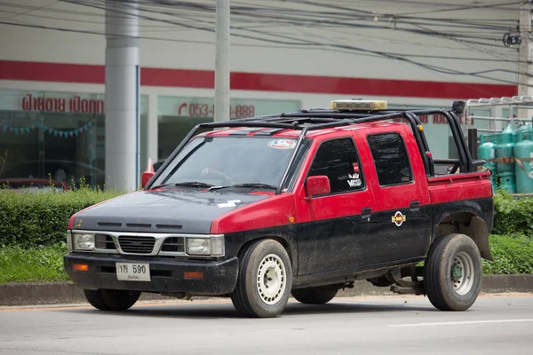 Soukromé Pickup auto Nissan velké M. — Stock fotografie