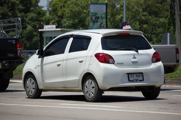 Eco coche privado Mitsubishi Mirage — Foto de Stock